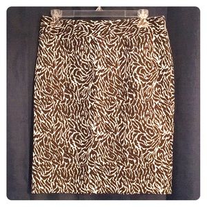 Ann Taylor Animal Print Skirt -size 6